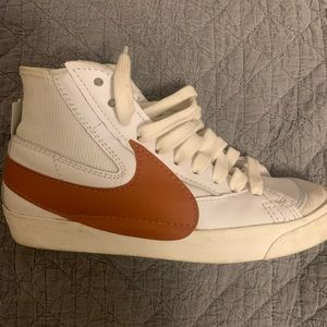 Men’s Nike Blazers Jumbo Swoosh